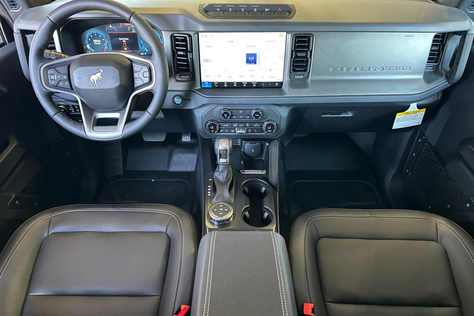 New 2026 Ford Bronco Badlands w/ Sasquatch Package AWD/4WD image 13