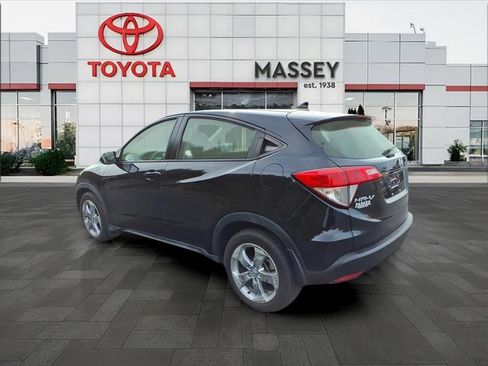 Used 2020 Honda HR-V LX image 5