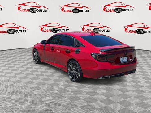 Used 2018 Honda Accord Sport image 6