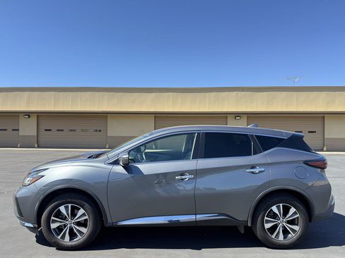 Used 2019 Nissan Murano S FWD image 4