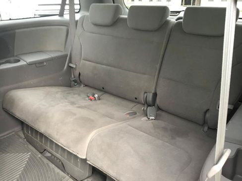 Used 2010 Honda Odyssey EX image 19
