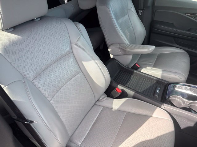 Used 2019 Honda Passport Elite image 16