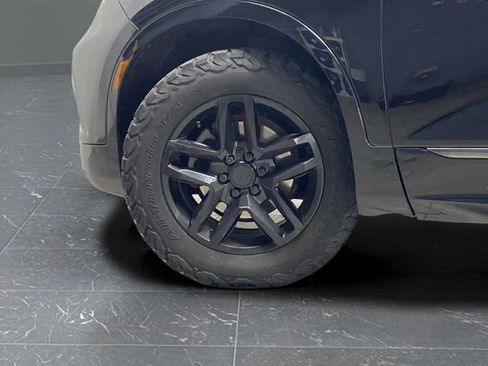 Used 2019 Chevrolet Blazer RS image 38