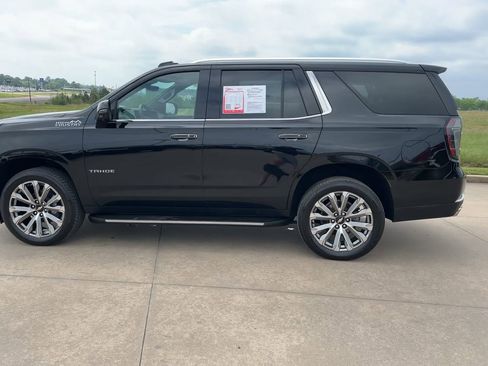 Used 2025 Chevrolet Tahoe High Country w/ Sun And Tow Package AWD/4WD image 6