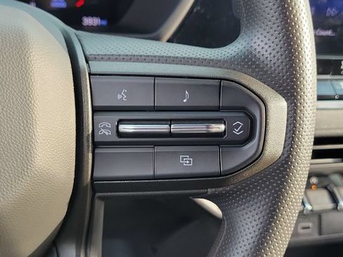 Certified 2024 Chevrolet Colorado Trail Boss w/ LPO, Dark Essentials Package AWD/4WD image 25