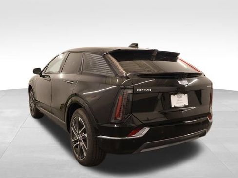 New 2026 Cadillac Optiq Sport 2 w/ LPO, Floor Liner Package RWD image 4