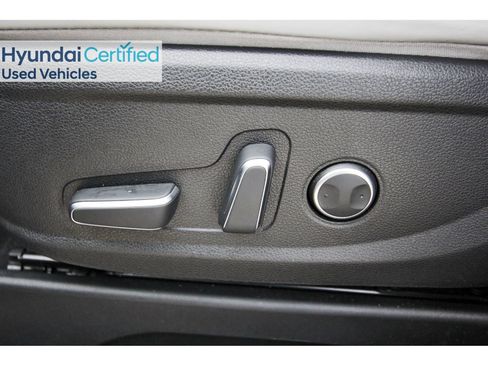 Certified 2025 Hyundai Palisade SEL FWD image 31
