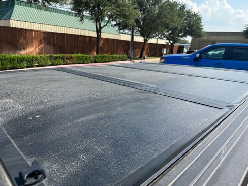 Used 2024 Chevrolet Silverado 2500 LT w/ Convenience Package image 13