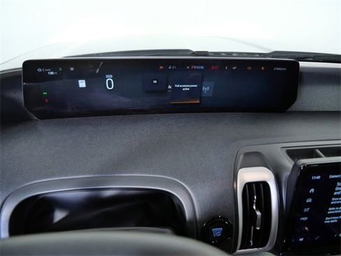 Certified 2025 Ford Expedition Active image 20