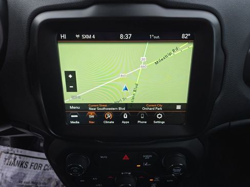 Used 2023 Jeep Renegade Latitude image 21