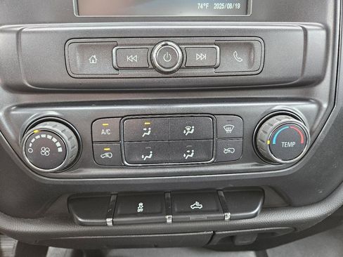 Used 2019 Chevrolet Silverado 2500 W/T AWD/4WD image 39
