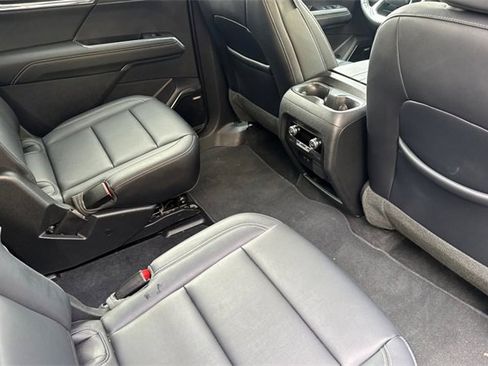 Used 2024 GMC Acadia Elevation image 19