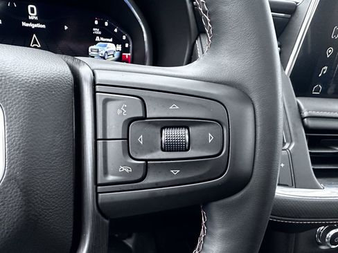 Used 2024 GMC Yukon AT4 image 24