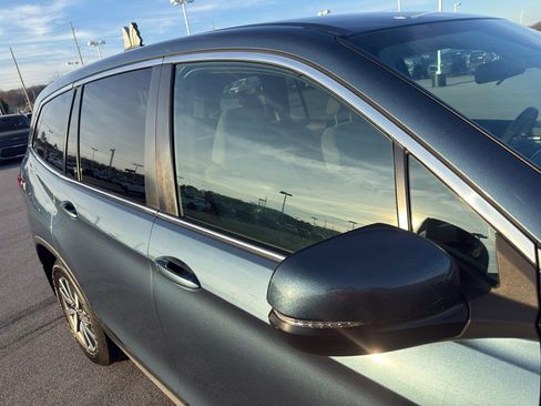 Used 2019 Honda Pilot EX image 16