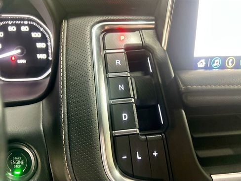 Used 2021 GMC Yukon AT4 w/ AT4 Premium Plus Package image 17