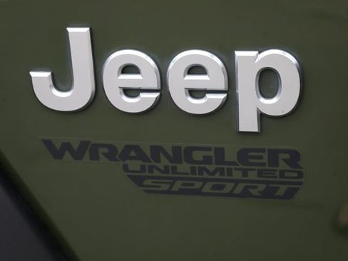 Used 2021 Jeep Wrangler Unlimited Sport w/ Sun And Sound Package AWD/4WD image 16
