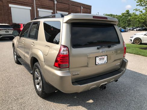 Used 2008 Toyota 4Runner Limited AWD/4WD image 6