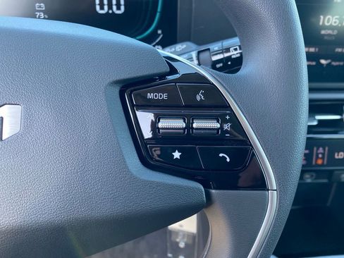 New 2026 Kia Niro LX FWD image 13