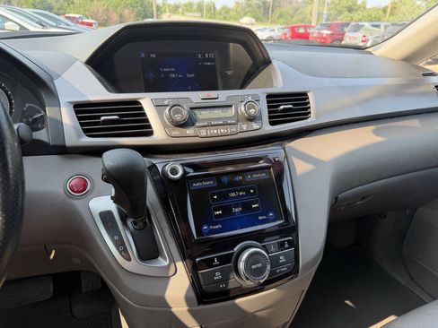 Used 2015 Honda Odyssey EX-L image 22