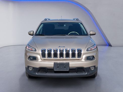 Used 2015 Jeep Cherokee Latitude image 3