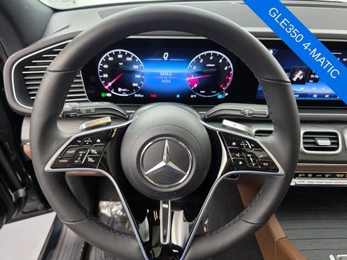 Used 2024 Mercedes-Benz GLE 350 4MATIC image 19
