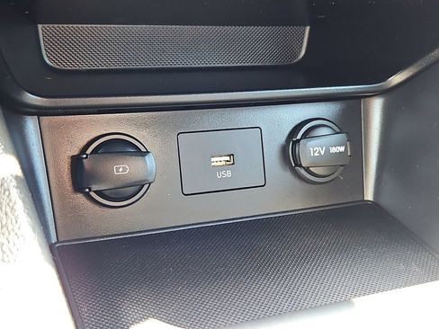 Used 2023 Hyundai Kona SEL AWD/4WD image 17