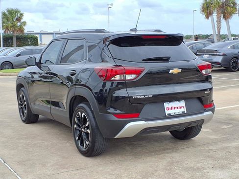 Used 2023 Chevrolet TrailBlazer LT FWD image 3