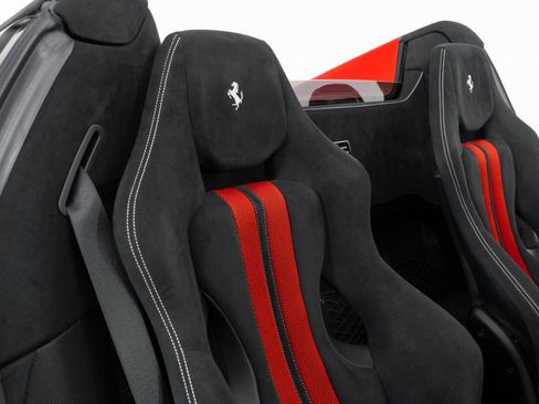 Used 2015 Ferrari 458 Speciale A image 51