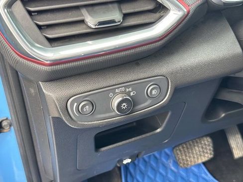 Used 2023 Chevrolet TrailBlazer RS AWD/4WD image 26
