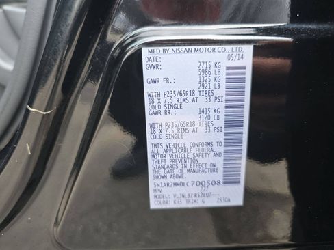 Used 2014 Nissan Pathfinder S AWD/4WD image 32