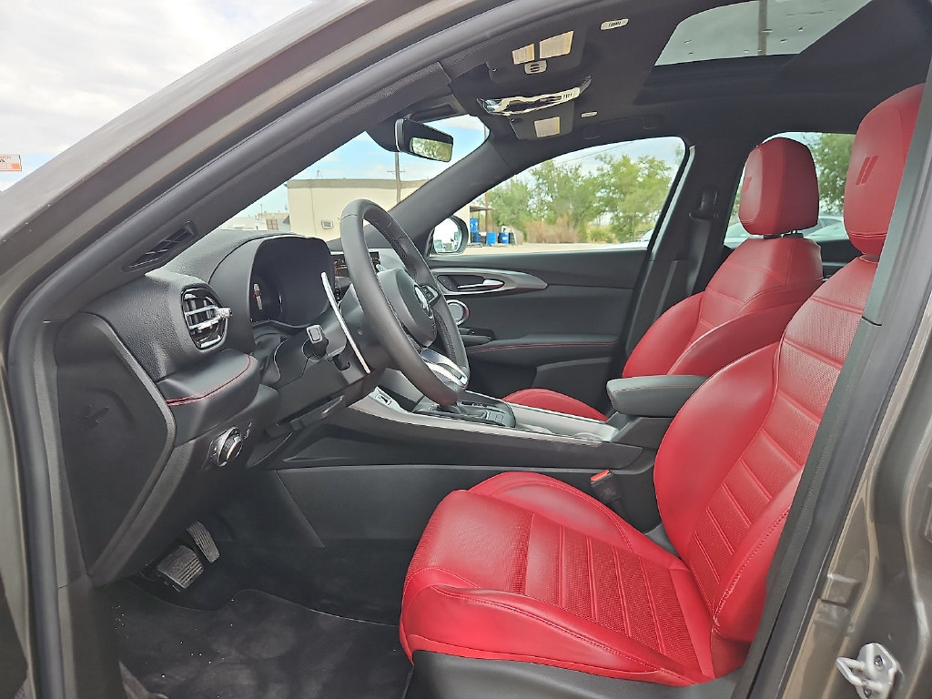 Used 2024 Dodge Hornet R/T Plus AWD/4WD image 15