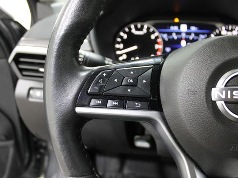 Used 2023 Nissan Altima 2.5 SL image 10