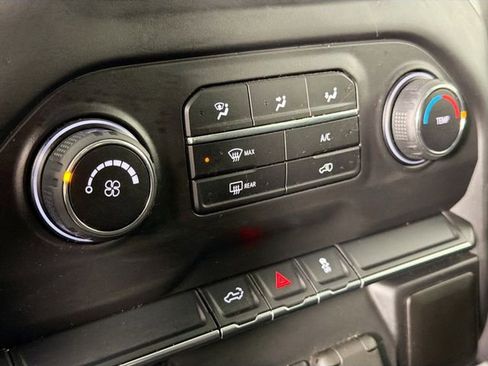 Used 2021 Chevrolet Silverado 1500 Custom AWD/4WD image 15