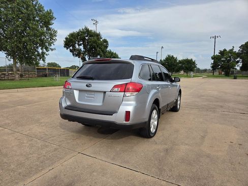 Used 2012 Subaru Outback 2.5i AWD/4WD image 33
