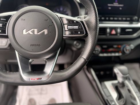 Used 2022 Kia Forte GT-Line w/ GT-Line Premium Package FWD image 18