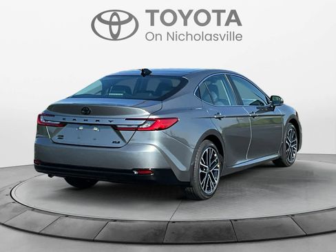Used 2026 Toyota Camry XLE image 6
