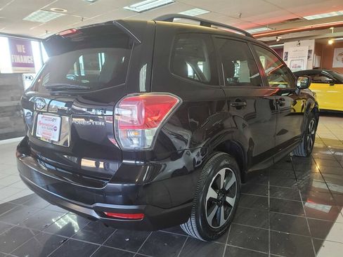 Used 2018 Subaru Forester 2.5i Premium image 5