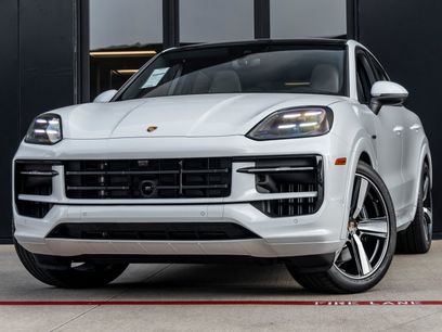 New 2025 Porsche Cayenne S