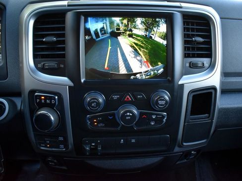 Used 2016 RAM 1500 Outdoorsman image 17