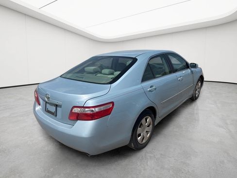 Used 2007 Toyota Camry LE FWD image 3
