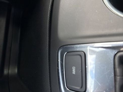 Used 2024 Chevrolet Equinox LS AWD/4WD image 36