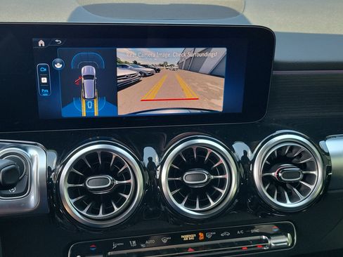 Certified 2026 Mercedes-Benz GLB 250 image 29