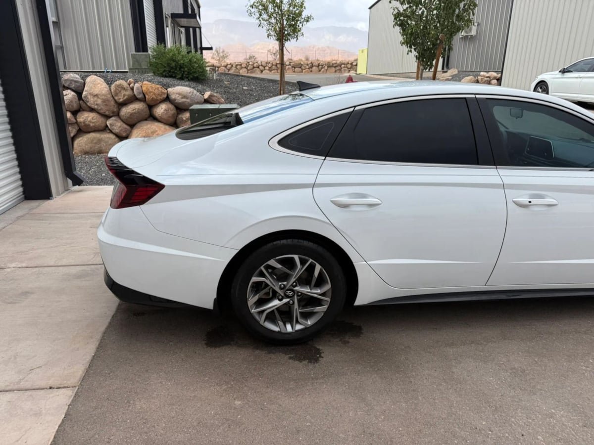 Used 2021 Hyundai Sonata SEL w/ Preferred Accessory Package FWD image 10