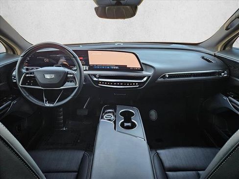 Used 2024 Cadillac Lyriq Sport RWD image 19