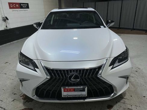 Used 2024 Lexus ES 350 w/ Premium Package FWD image 6