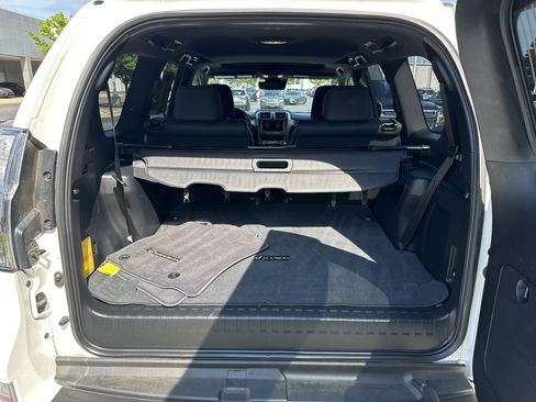 Used 2021 Lexus GX 460 Premium AWD/4WD image 34