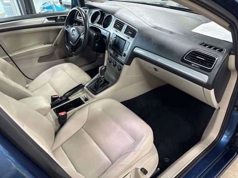 Used 2015 Volkswagen Golf S w/ Lighting Package image 45
