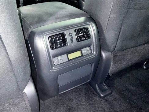 Used 2015 Nissan Pathfinder SV w/ Cargo Package FWD image 29
