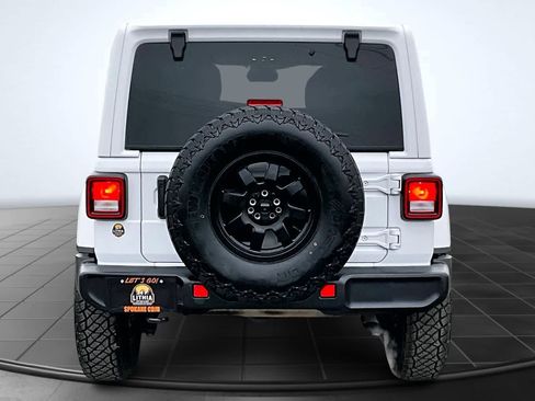 Used 2023 Jeep Wrangler Sahara image 5