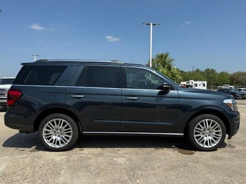Certified 2024 Ford Expedition Limited RWD image 4